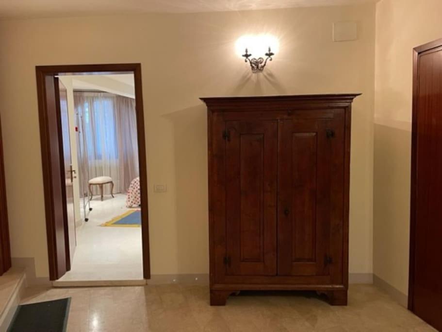 Il Loggiato 1 Apartment กัสเตลฟรันโก เวเนโต ภายนอก รูปภาพ